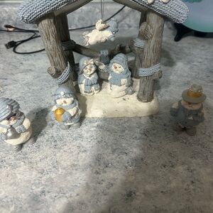 Encore Snowbuddies Nativity Set - Blue and Gray